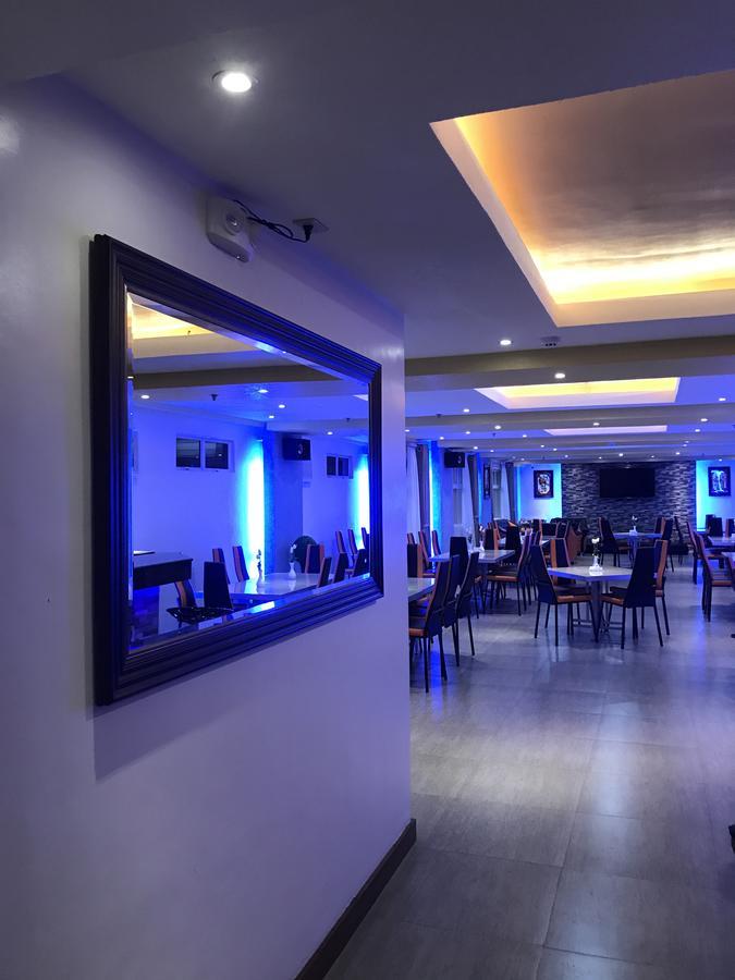 Royal Mansion Hotel Tabaco Buitenkant foto