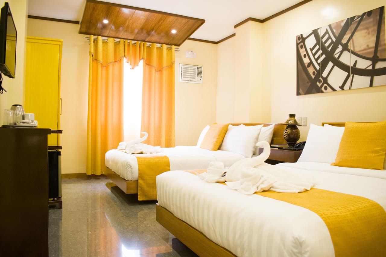 Royal Mansion Hotel Tabaco Buitenkant foto
