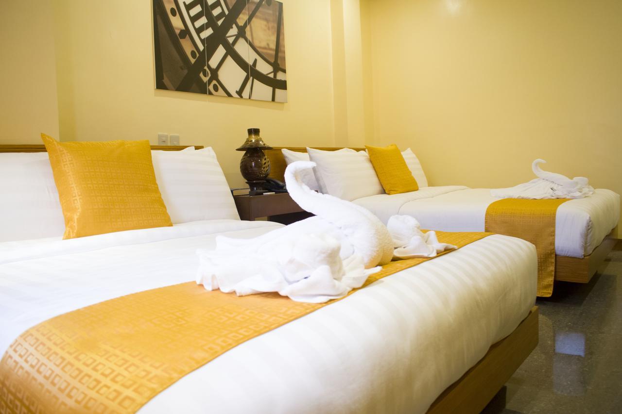 Royal Mansion Hotel Tabaco Buitenkant foto